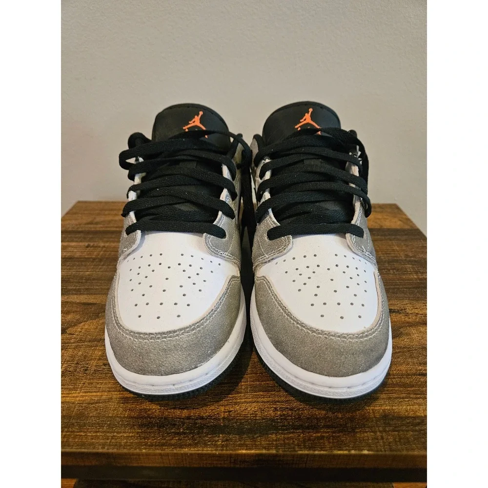 Nike Air Jordan 1‎ Low Flight Club Magic Ember DX4374-008 GS Size 7Y Womens 8.5